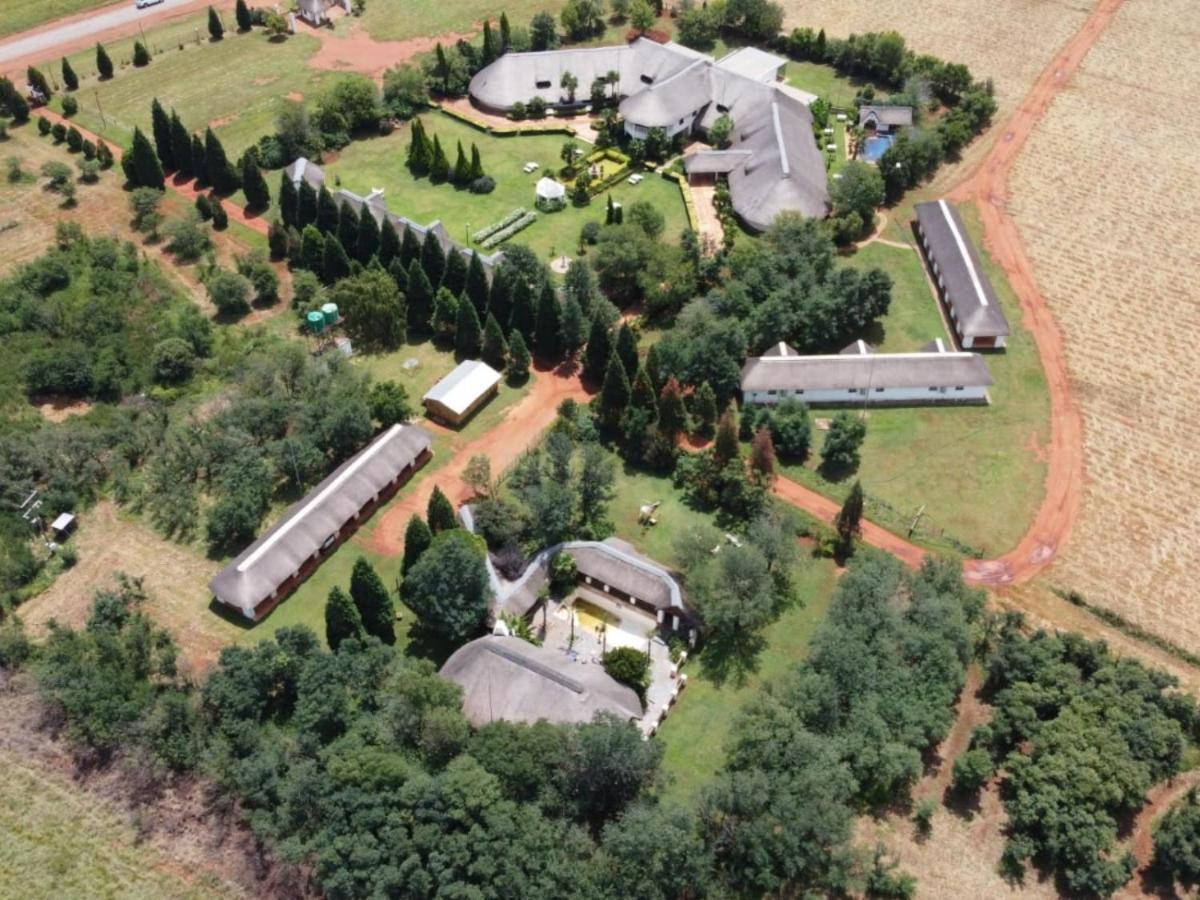 Lyon Paradise Potchefstroom Exterior photo