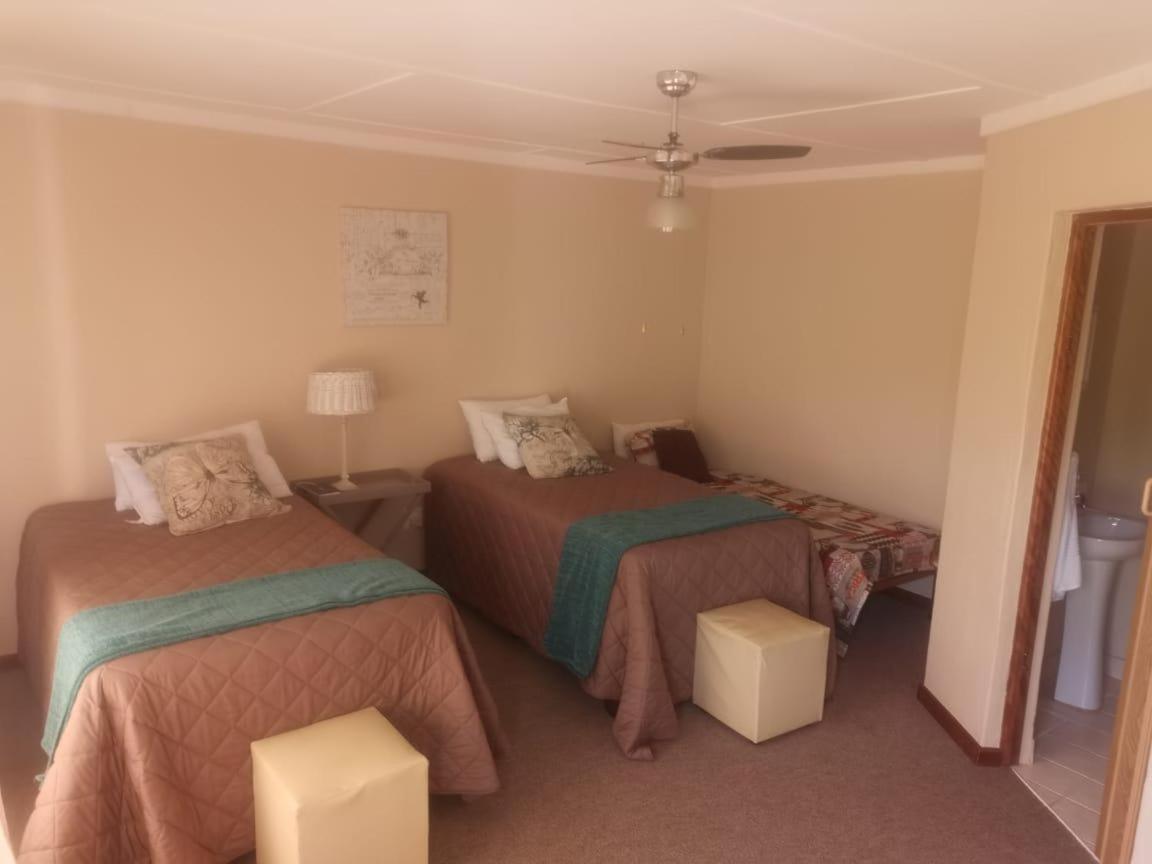 Lyon Paradise Potchefstroom Exterior photo