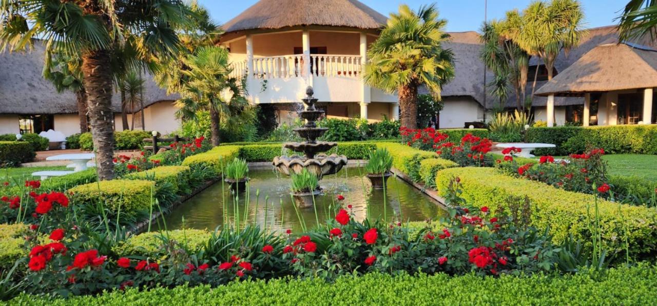 Lyon Paradise Potchefstroom Exterior photo